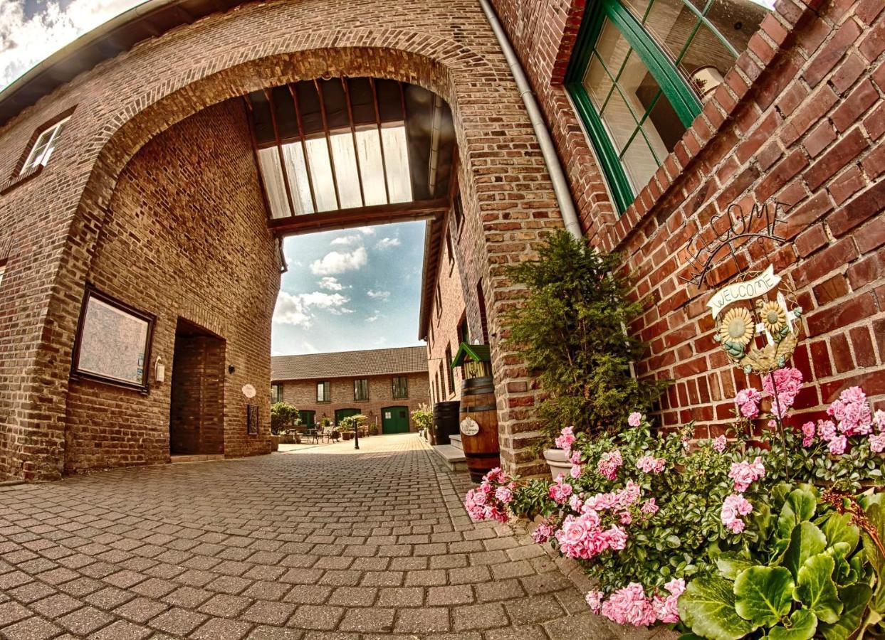 Hotel Landhaus Goddertzhof Erkelenz Esterno foto